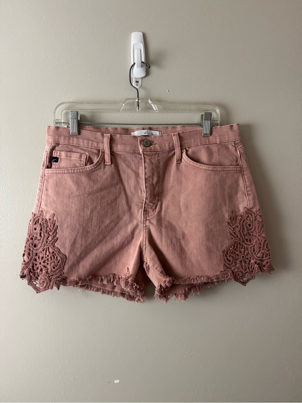 KanCan Mauve Crochet-Trim Denim Shorts Size 31